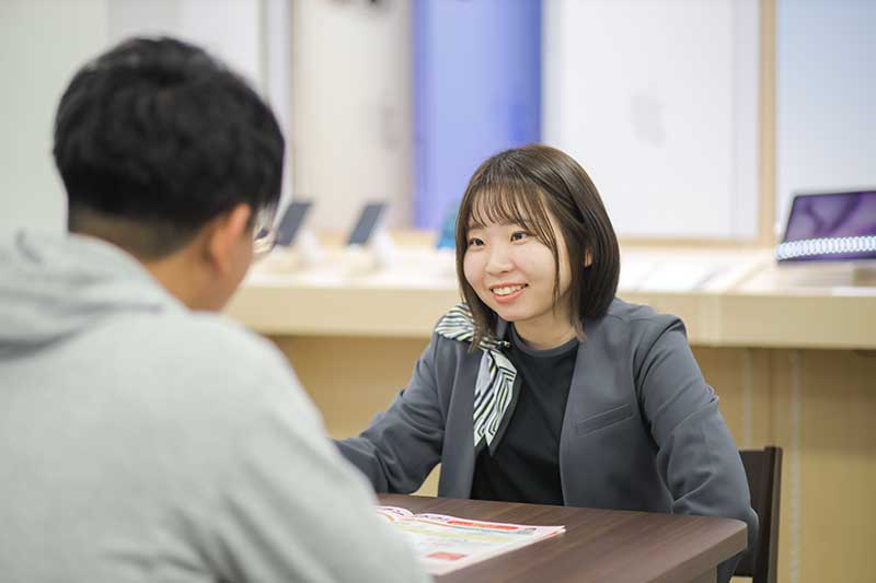 働く様子